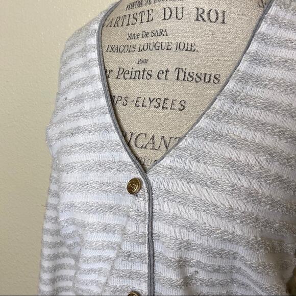 Maison Jules White & Gray Striped Cardigan Size Large - Picture 2 of 8